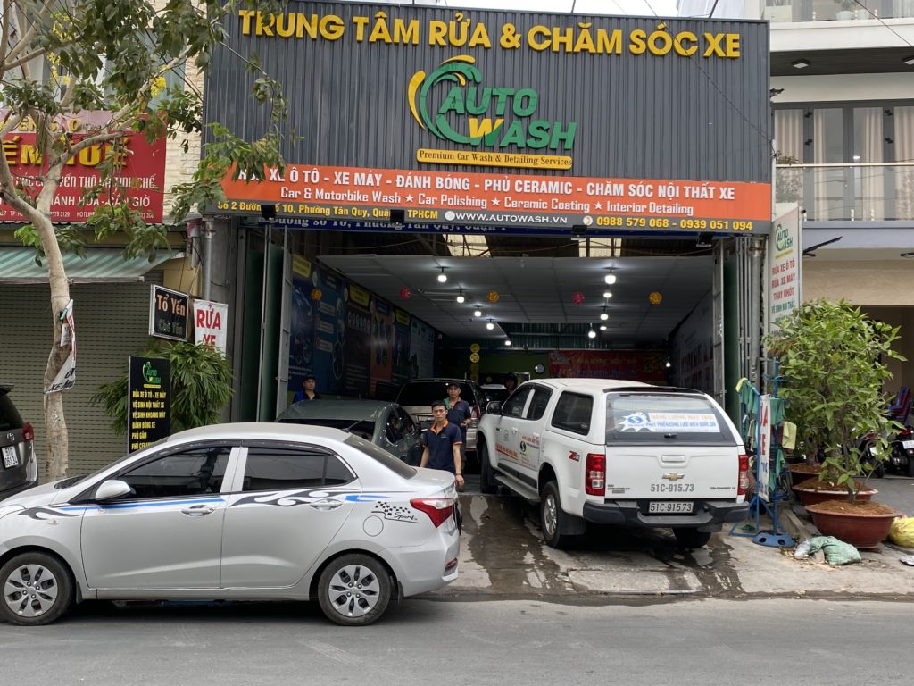 Rửa xe Tân Phú - Autowash là nơi chăm sóc xe được nhiều người đánh giá cao.